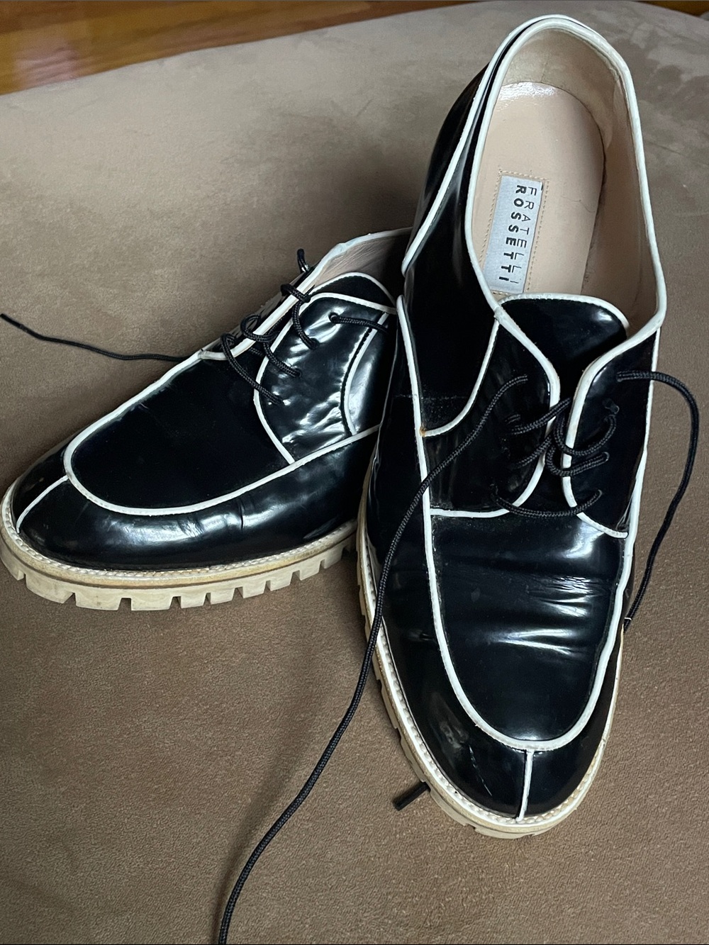Fratelli Rossetti Black Leather Derby with White Piping